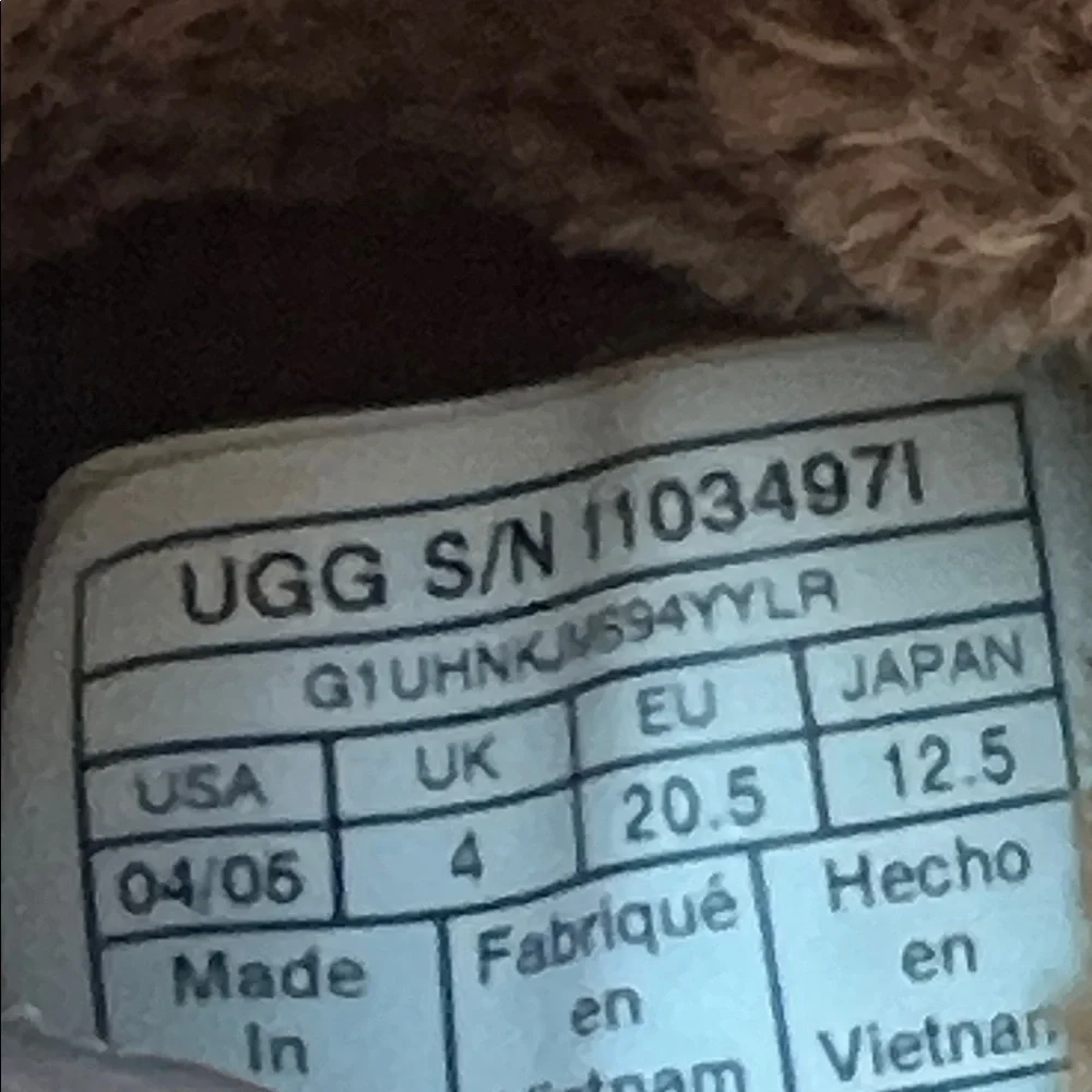 UGG Baby Bixbee Chestnut Fuzzy Velcro Slipper Bootie Shoe Baby Size 04/05